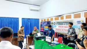 Kepala Dinas Pendidikan dan Kebudayaan Provinsi Jawa Tengah Apresiasi Kemajuan SMKN 10 Semarang