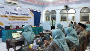 SMKN 10 Semarang Menjadi Rujukan Penguatan Literasi Guru di SMK Teuku Umar