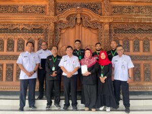 Kunjungan BBPMP Jawa Barat ke SMKN 10 Semarang Belajar Gerakan Ayo Rukun