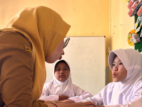 Prinsip Pembelajaran PKPBI Untuk Siswa Tunarungu  SLBN Ungaran