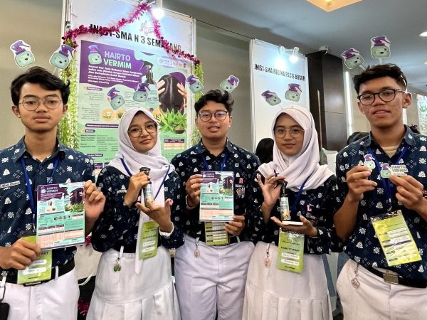 Siswa SMAN 3 Semarang Raih Medali Emas di Jakarta National Fair Science 2024