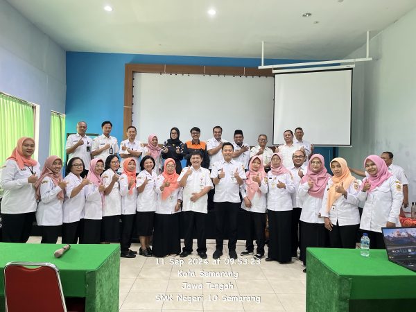 SMKN 10 Semarang Siapkan Sekolah Maju Lewat Workshop Kapabilitas GTK