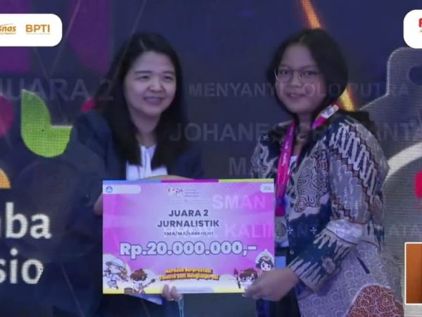 “Suarakan Budaya Indonesia” Siswa SMAN 3 Semarang Sabet Medali Perak Festival dan Lomba Seni Siswa Nasional