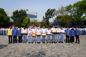 Hari Kesaktian Pancasila Menginspirasi Perubahan di SMKN 10 Semarang