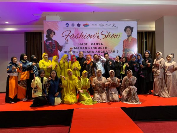 SMKN 6 Semarang Jadi Pusat Upskilling & Reskilling Berstandar Industri Bagi Guru Kejuruan Busana & Kecantikan se-Indonesia