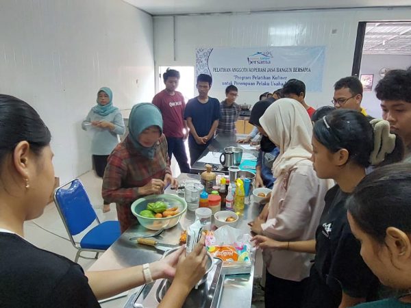 Luncurkan Program Kewirausahaan Bidang Kuliner, SMANSEV Siapkan Siswa Jadi Pengusaha Muda