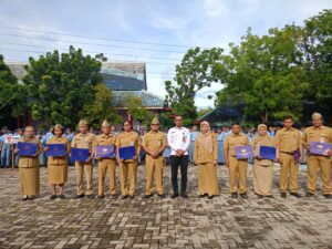 Sembilan Guru SMKN 10 Semarang Lulus Diklat Nilai dan Etika ASN Provinsi Jawa Tengah