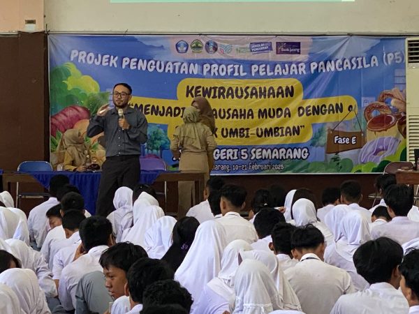 P5 SMAN 5 Semarang: Menjadi Wirausaha Muda Melalui Olahan Produk Umbi-umbian