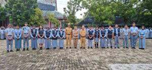 SMKN 10 Semarang Apresiasi Kinerja Ekstrakurikuler Broadcasting dengan Seragam Liputan