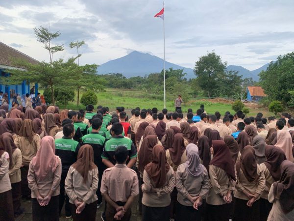 Apel Pagi SMKN 1 Tuntang