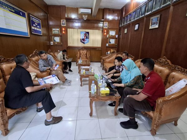 Kunjungan BBPMP/LPMP Jawa Tengah ke SMAN 2 Semarang: Menguatkan Karakter & Literasi Untuk Generasi Hebat